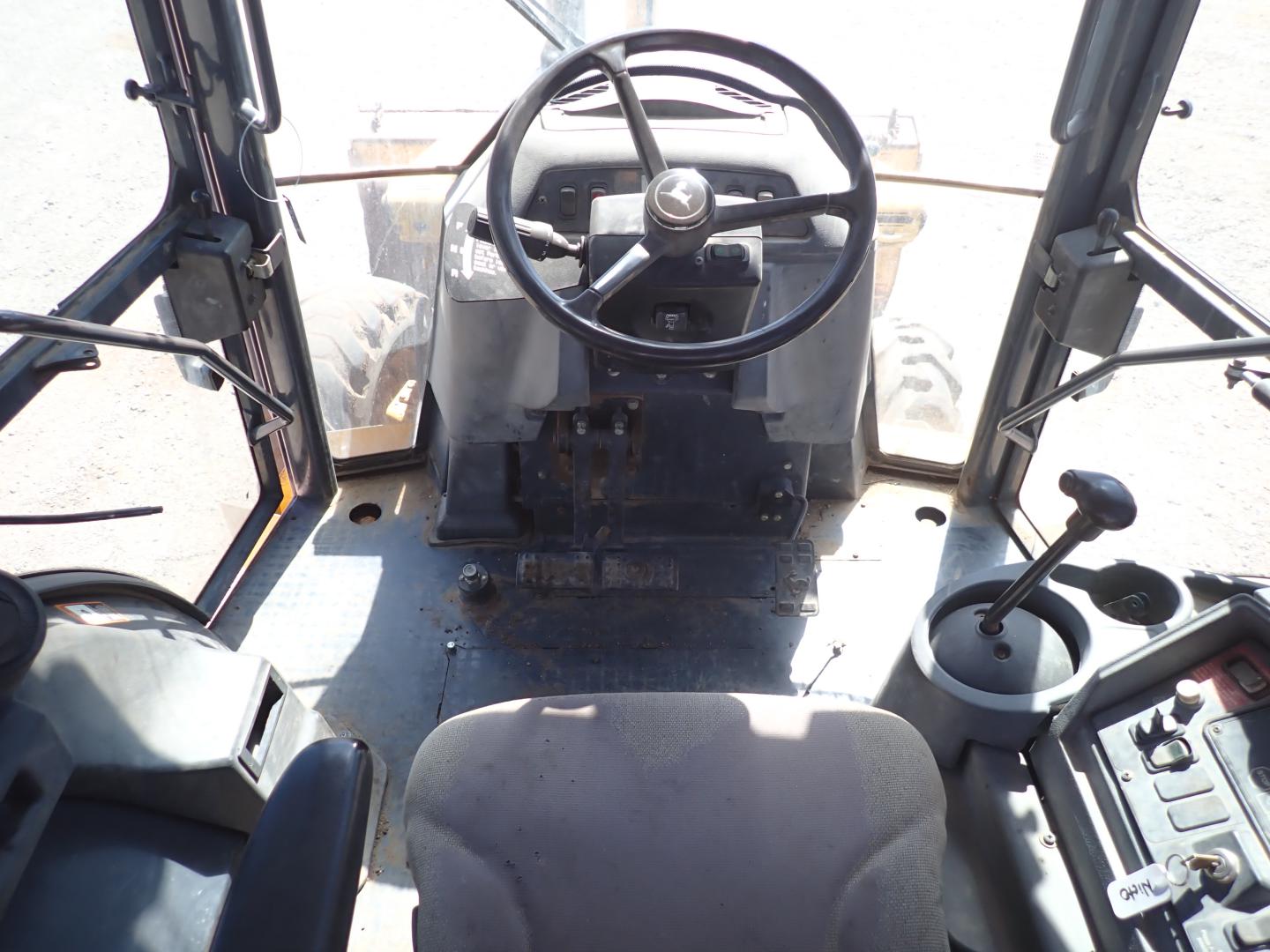 ./imagenes/INVOICE/2019/16552/RETROEXCAVADORA JOHN DEERE_410G (22).JPG